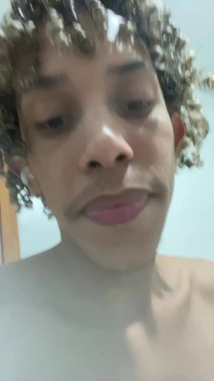 Offline Eduardonunes04 on Cam4