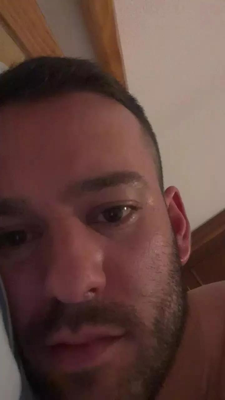 el_lobo_de_wal1 on Cam4 