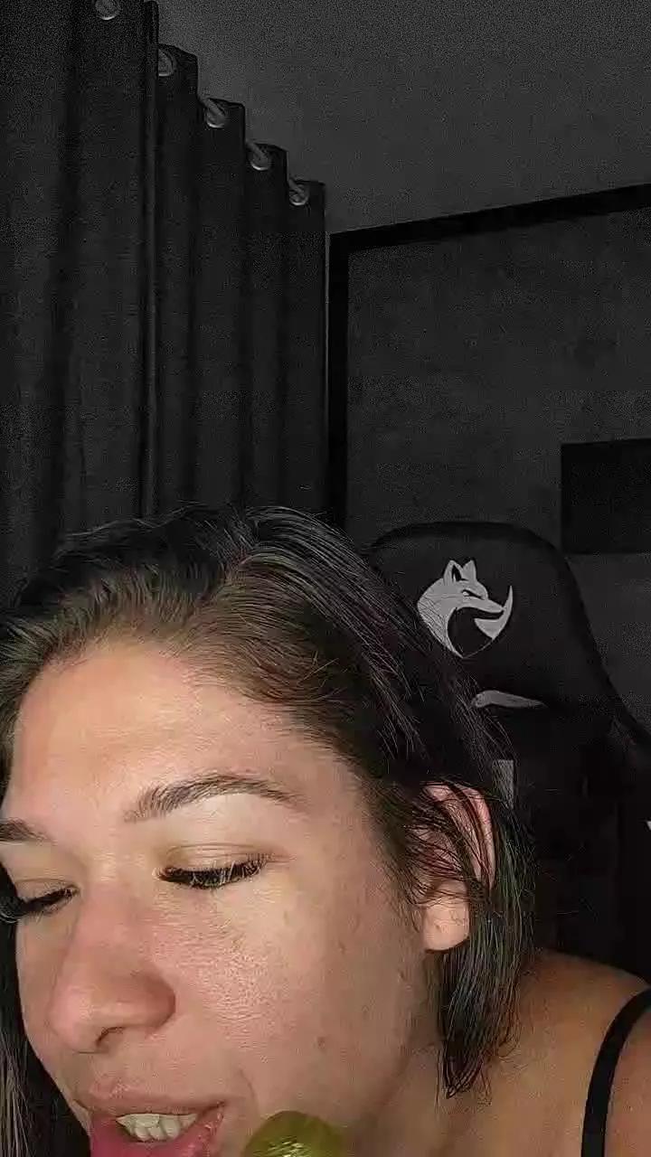 EloCardone on Cam4 