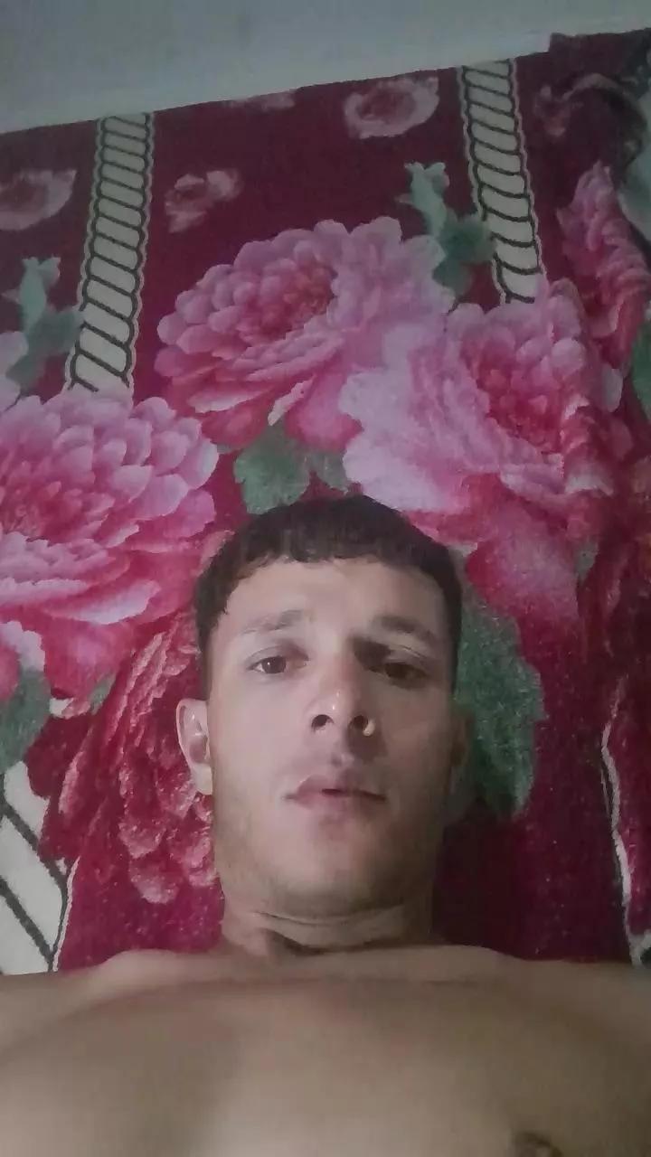 Emaa21c on Cam4 