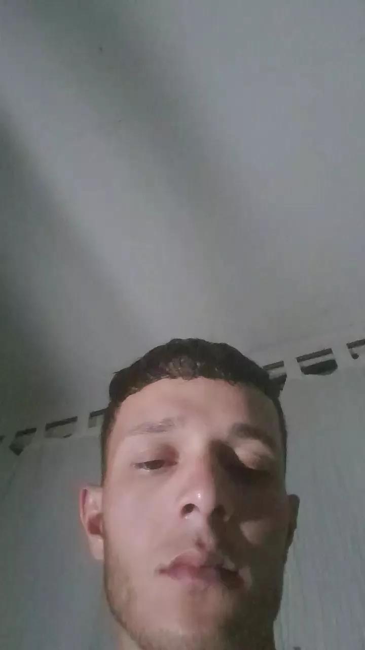 Emaa21c on Cam4 