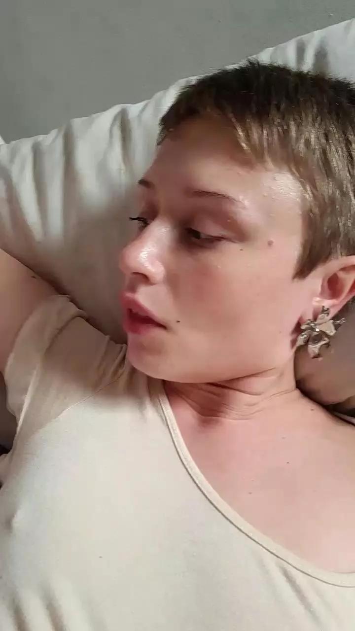 Emile99 on Cam4 