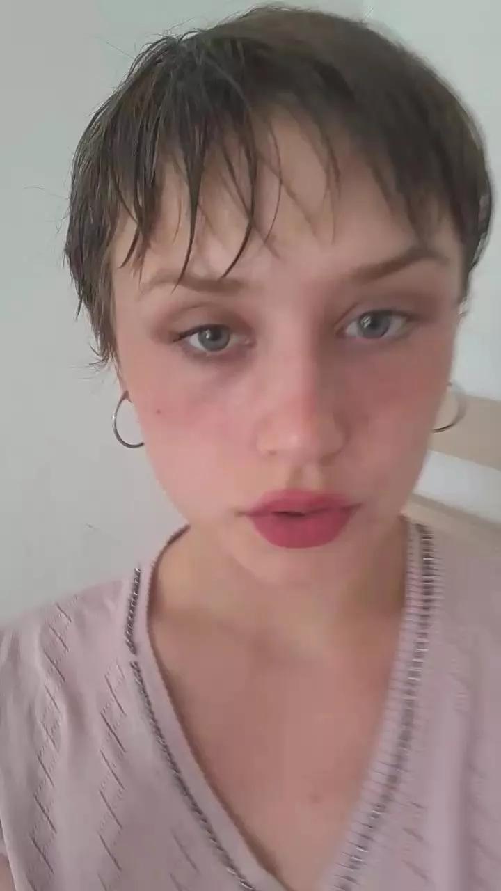 Emile99 on Cam4 