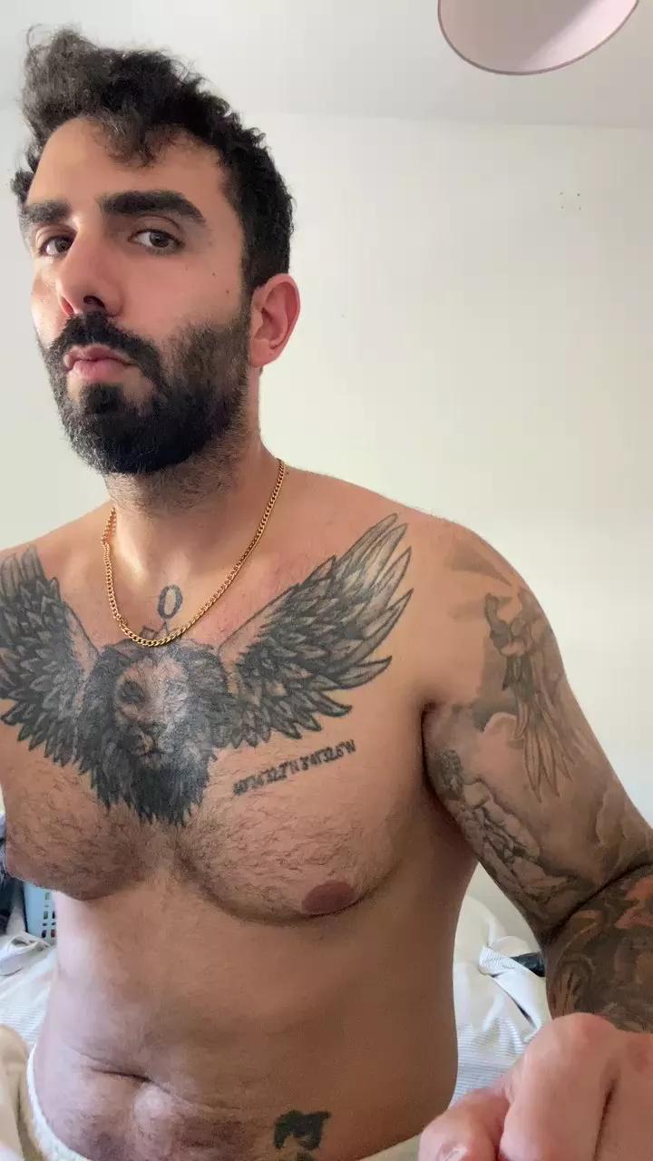 Emperador1990 on Cam4 
