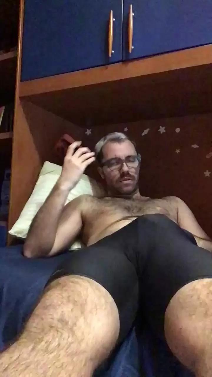 Ericazzo on Cam4 