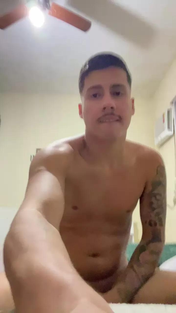 ERIK_ANDRADE on Cam4 