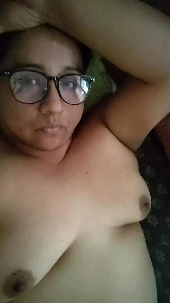 ErinaDarling on Cam4 