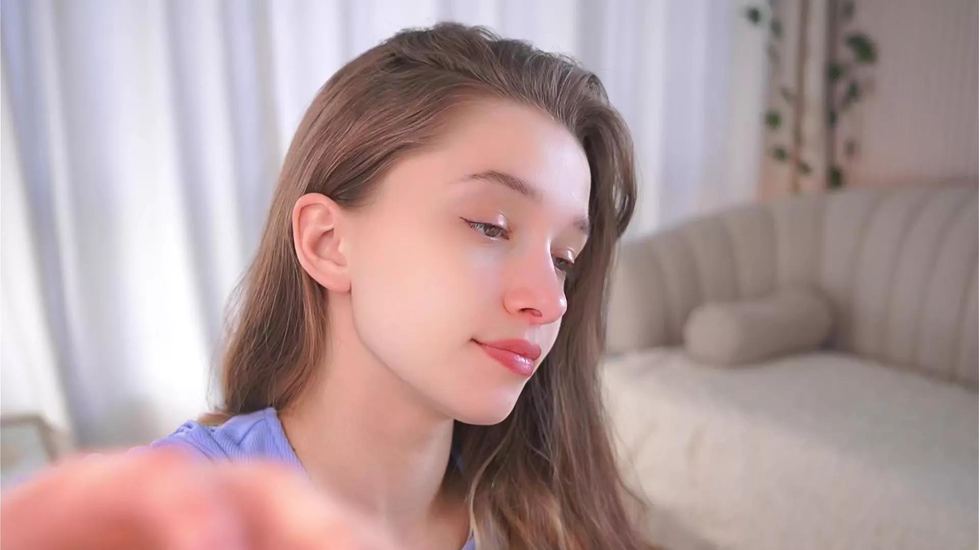 ErleneHarding on Cam4 