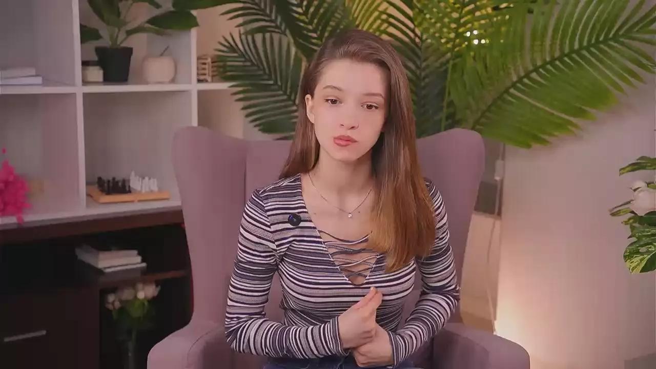 ErleneHarding on Cam4 