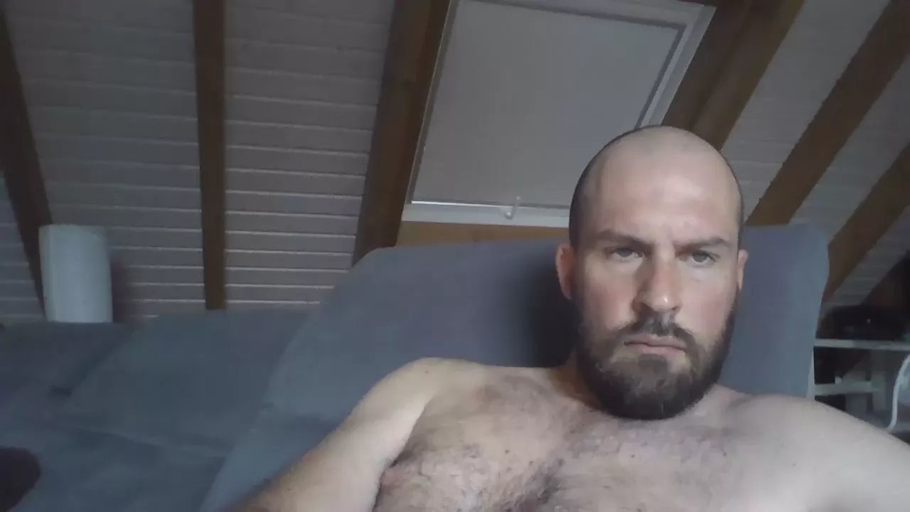 Offline eshot2punkt0 on Cam4