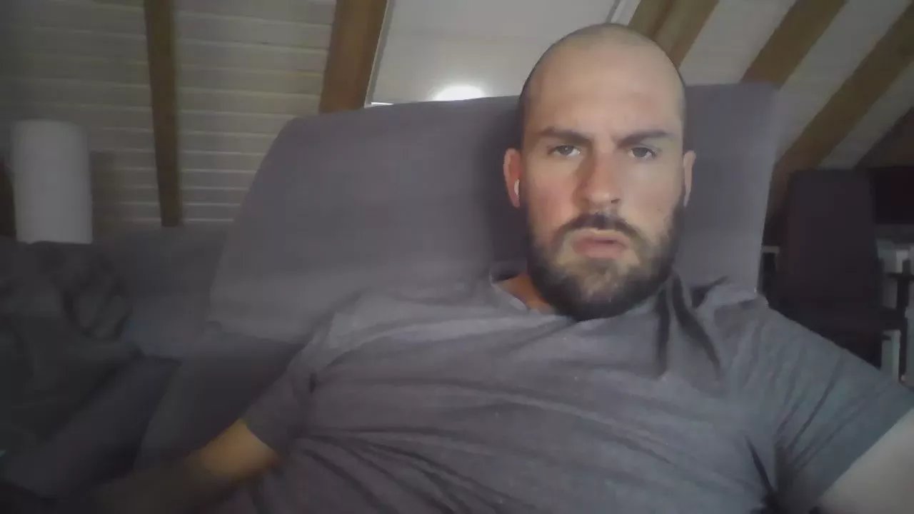 Offline eshot2punkt0 on Cam4