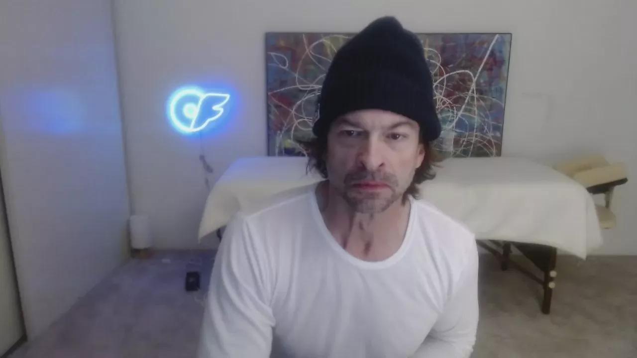 exhibitthis on Cam4 