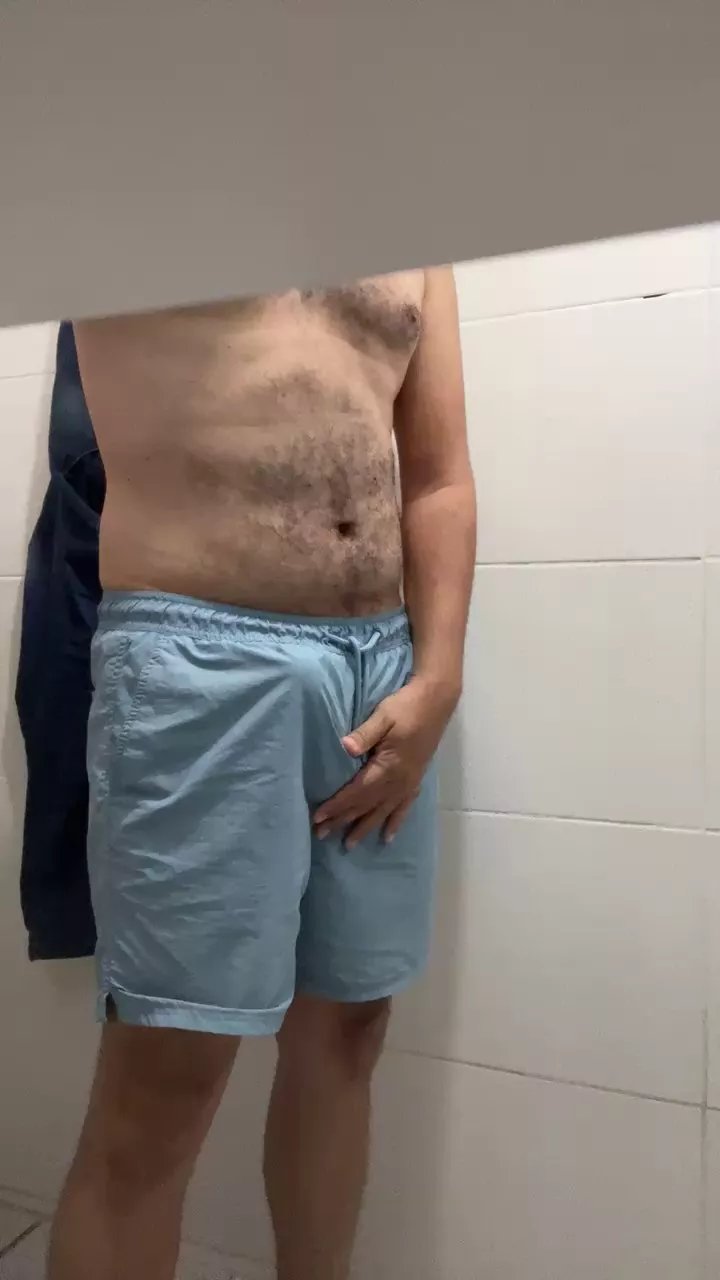 Offline feliped76 on Cam4