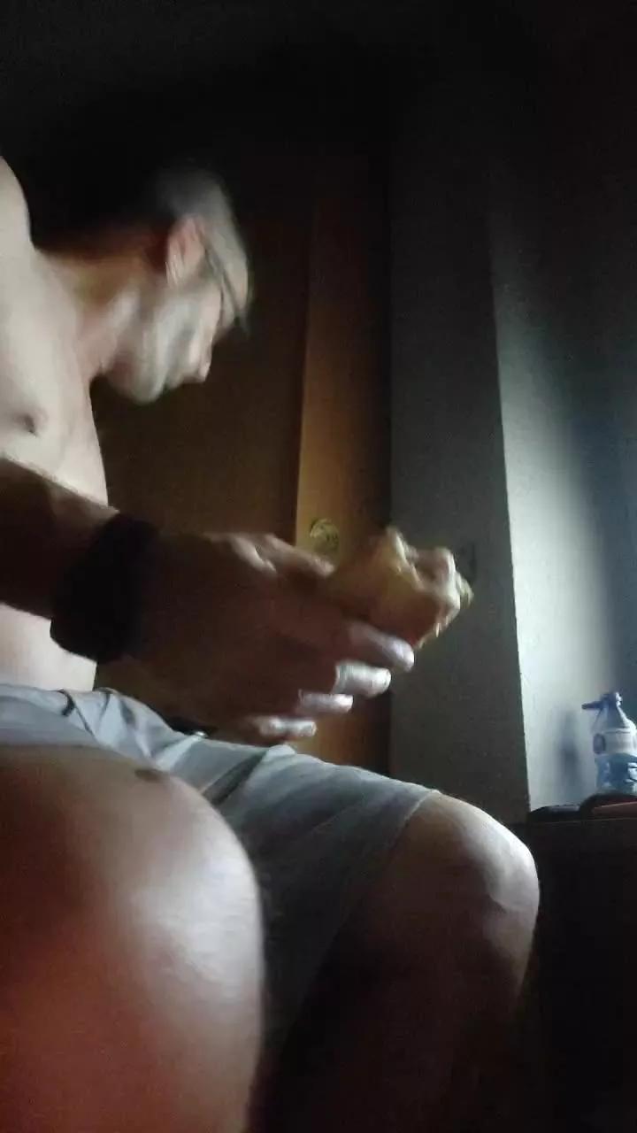 felipedavidtgn2 on Cam4 