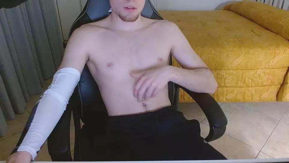 FitBoywow on Cam4 
