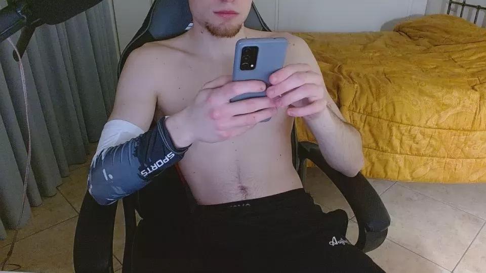 FitBoywow on Cam4 