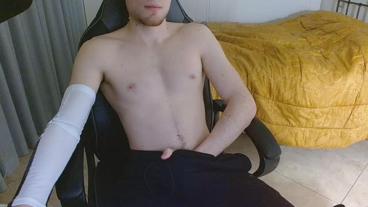 FitBoywow on Cam4 