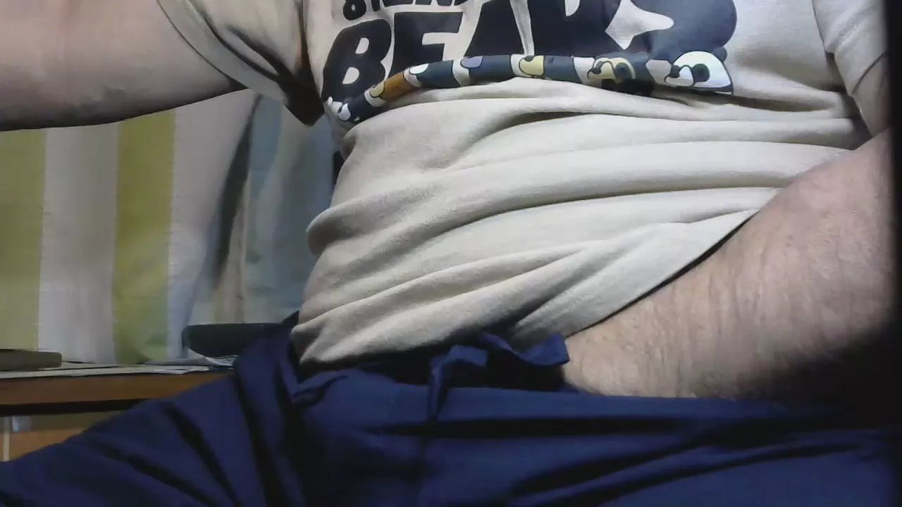 Offline fluffbearr on Cam4