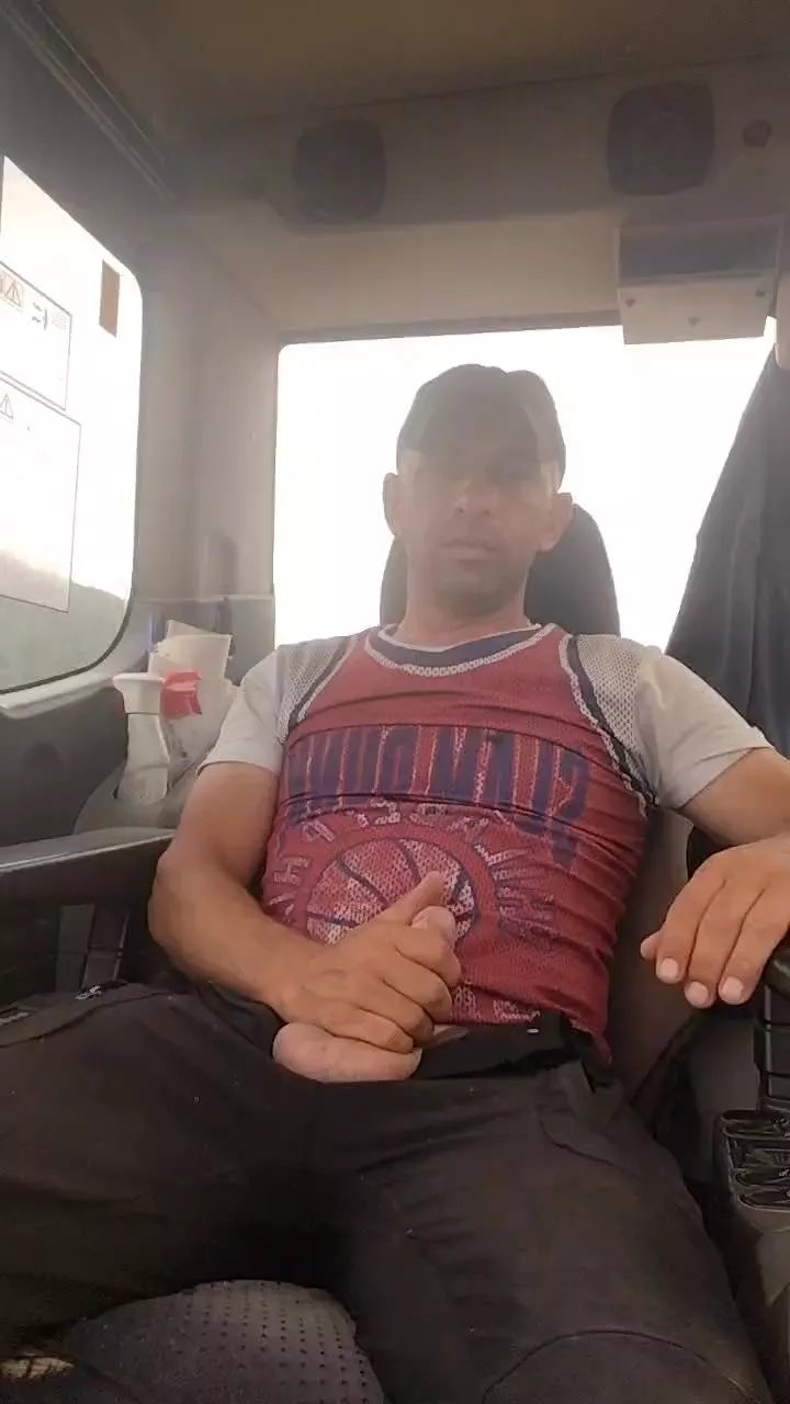 Offline fram30 on Cam4