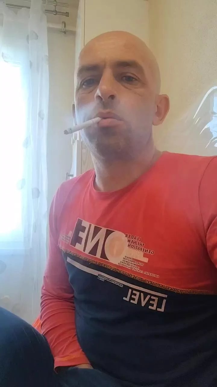 Offline fram30 on Cam4