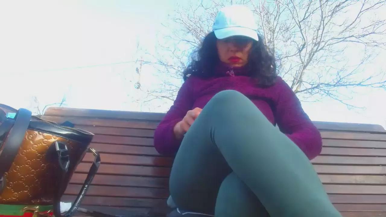 French_Claire25 on Cam4 