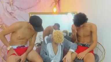 Friends_Lust on Cam4 