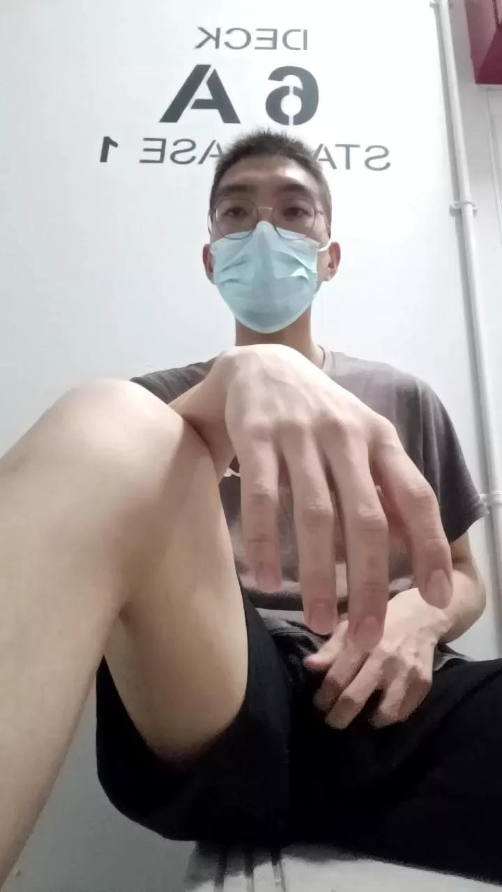 FunwmboG on Cam4 