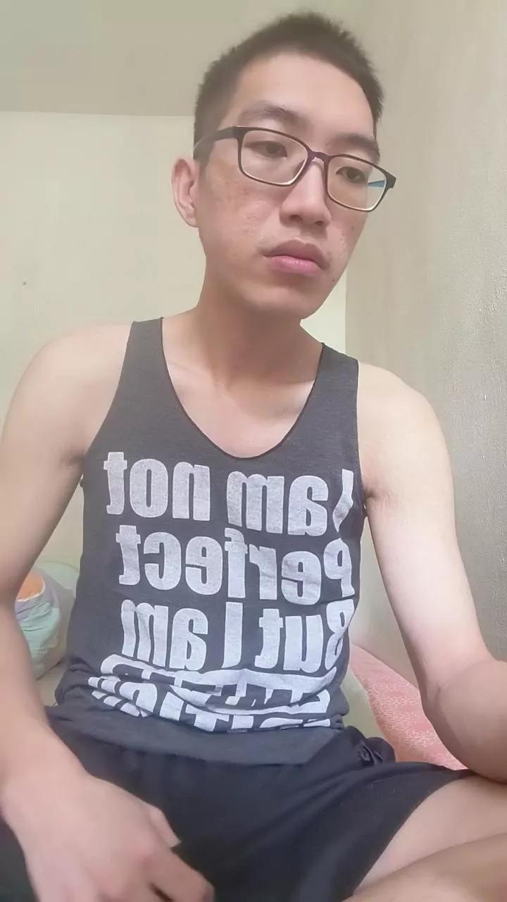 FunwmboG on Cam4 