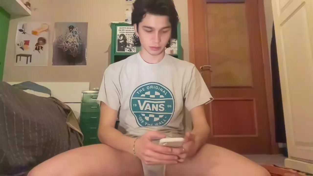 Gabrielefonti on Cam4 