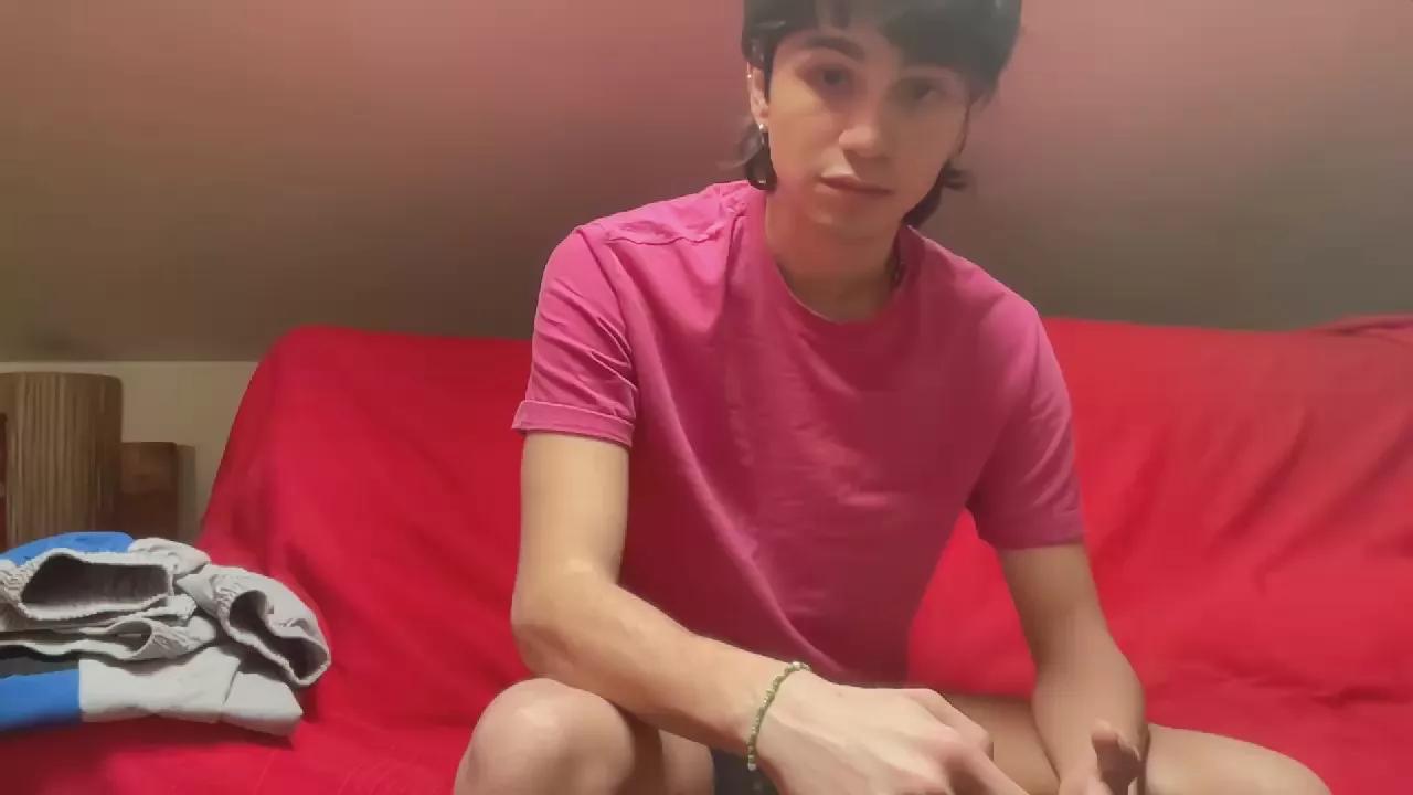 Gabrielefonti on Cam4 