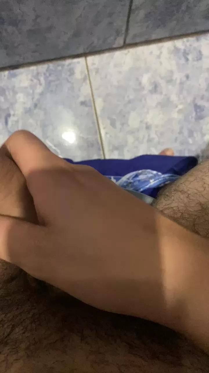 gabrielll18 on Cam4 