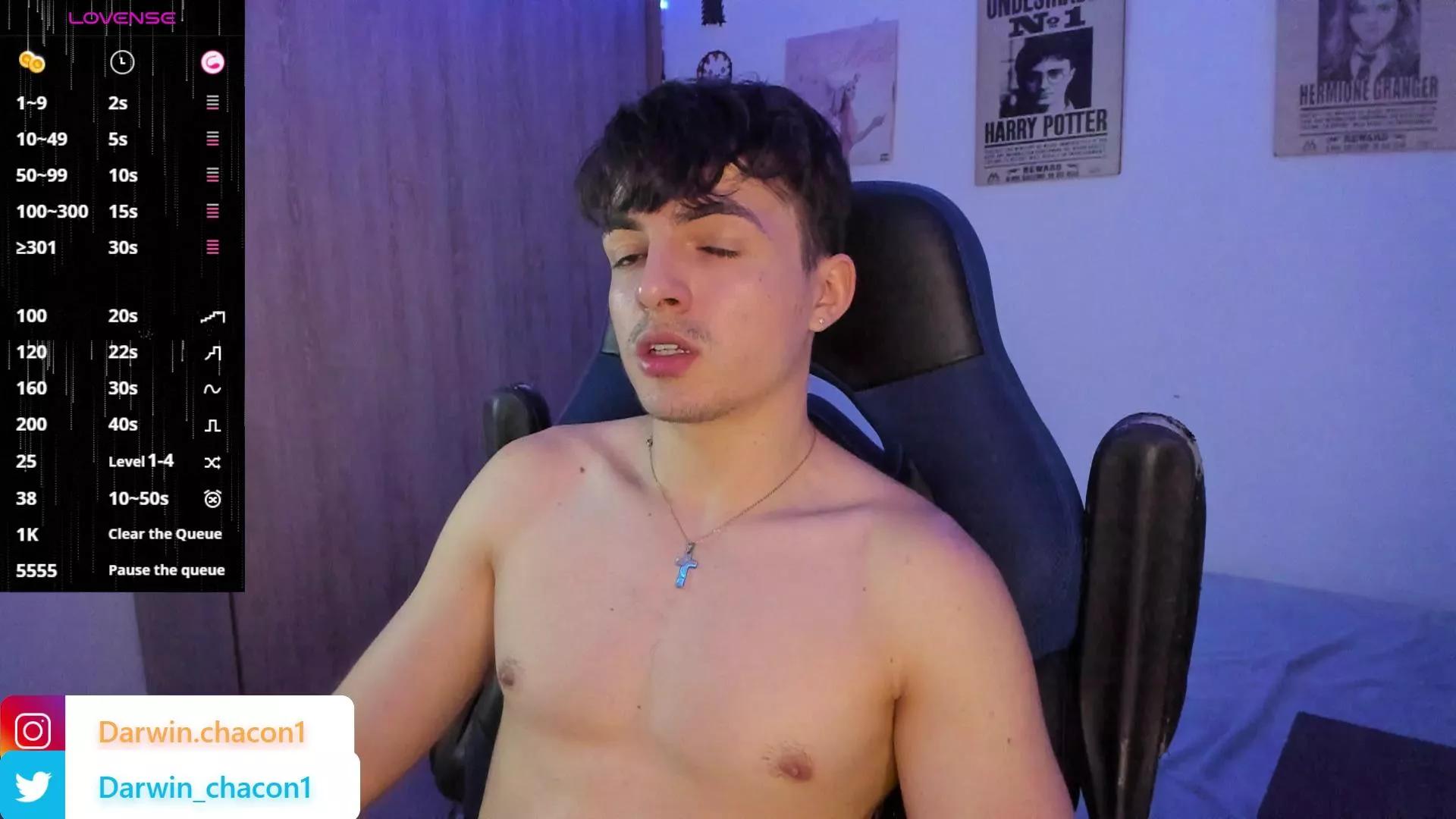 Gaelvillada on Cam4 