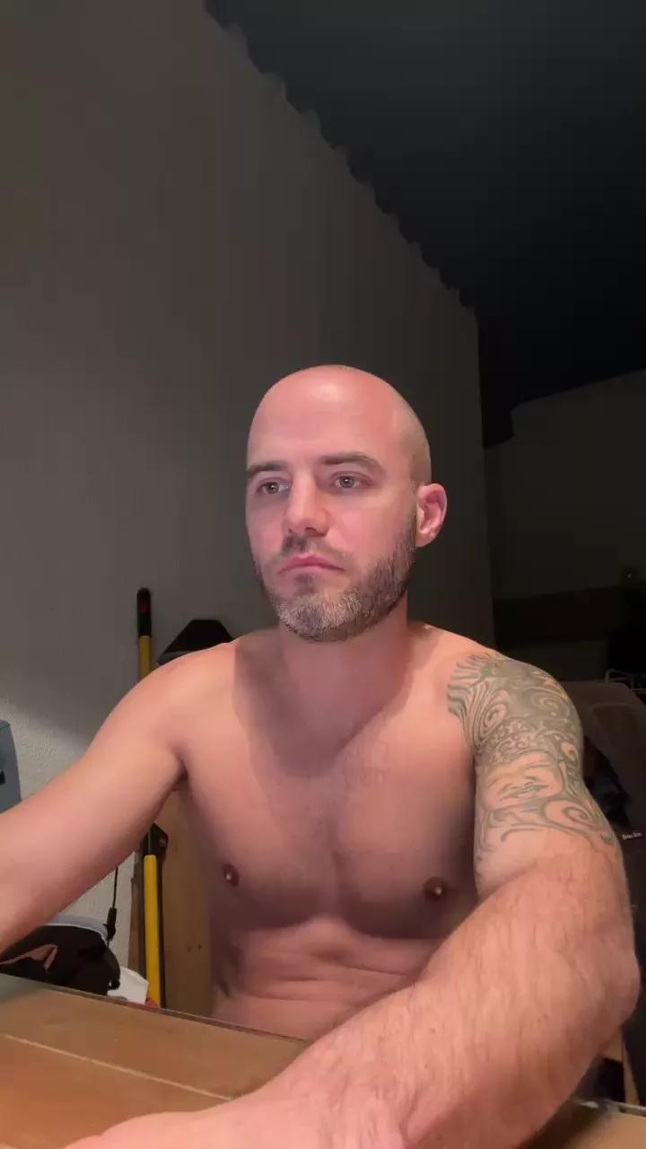 ganesh21 on Cam4 