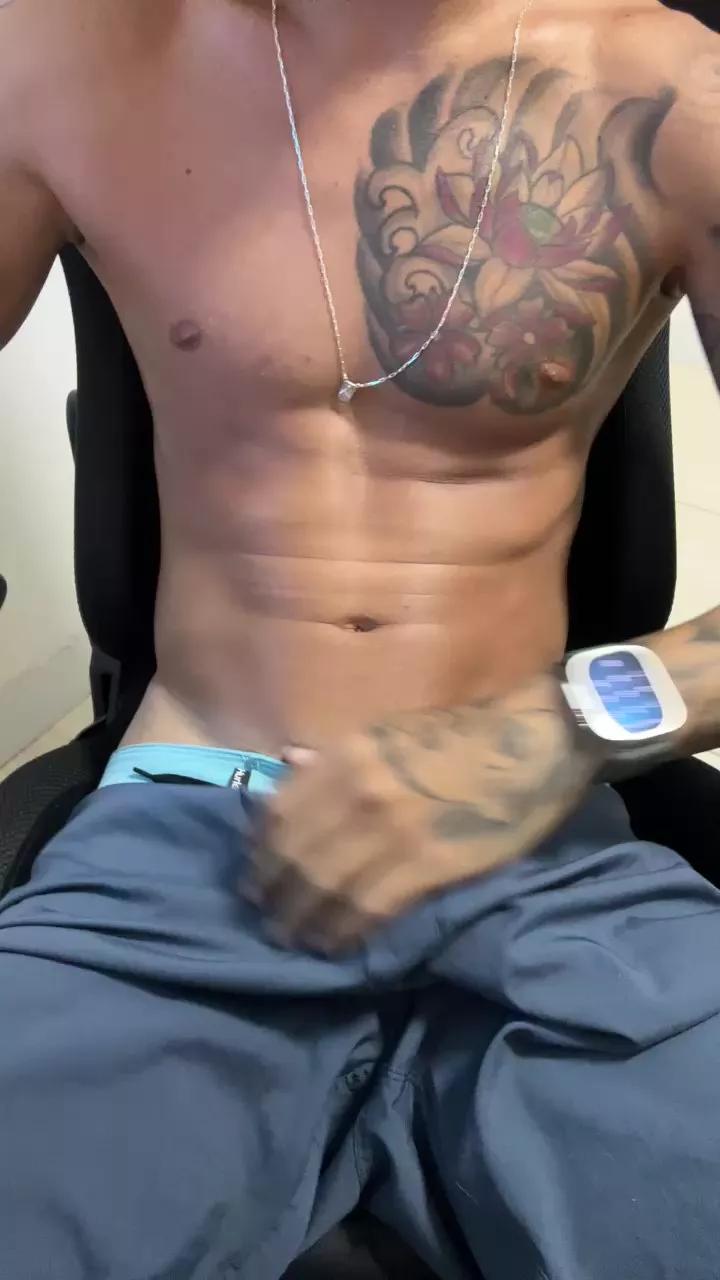 gato_dtado on Cam4 