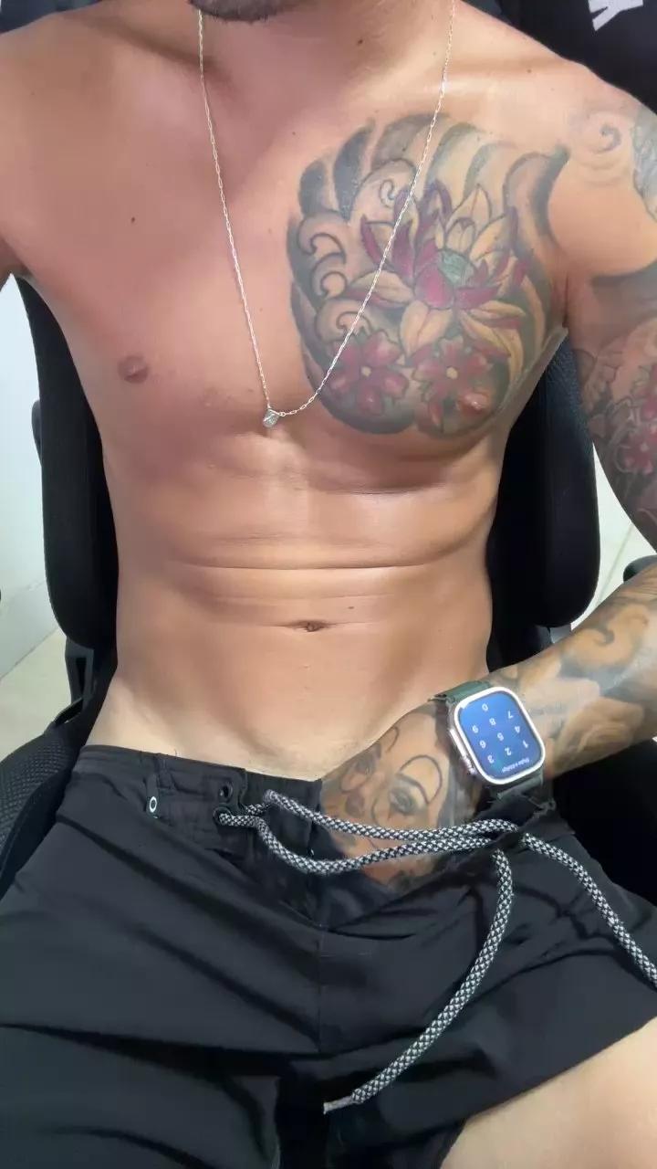 gato_dtado on Cam4 