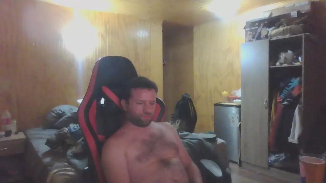 Giingz22 on Cam4 