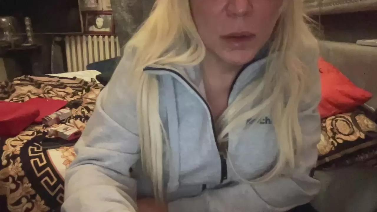 ginevracam4 on Cam4 