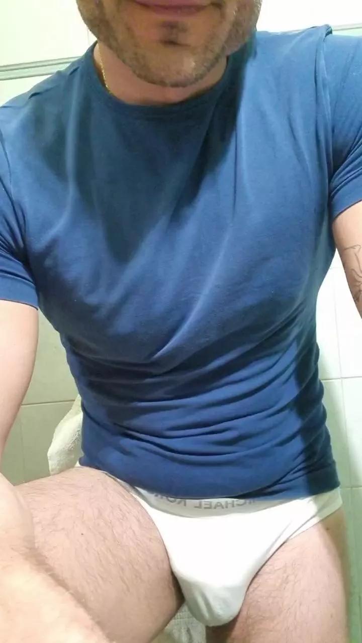 giovan2020 on Cam4 