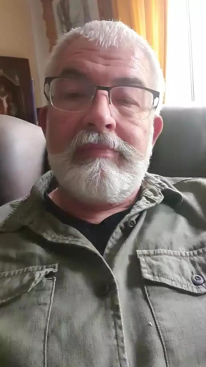 goatee_LA on Cam4 