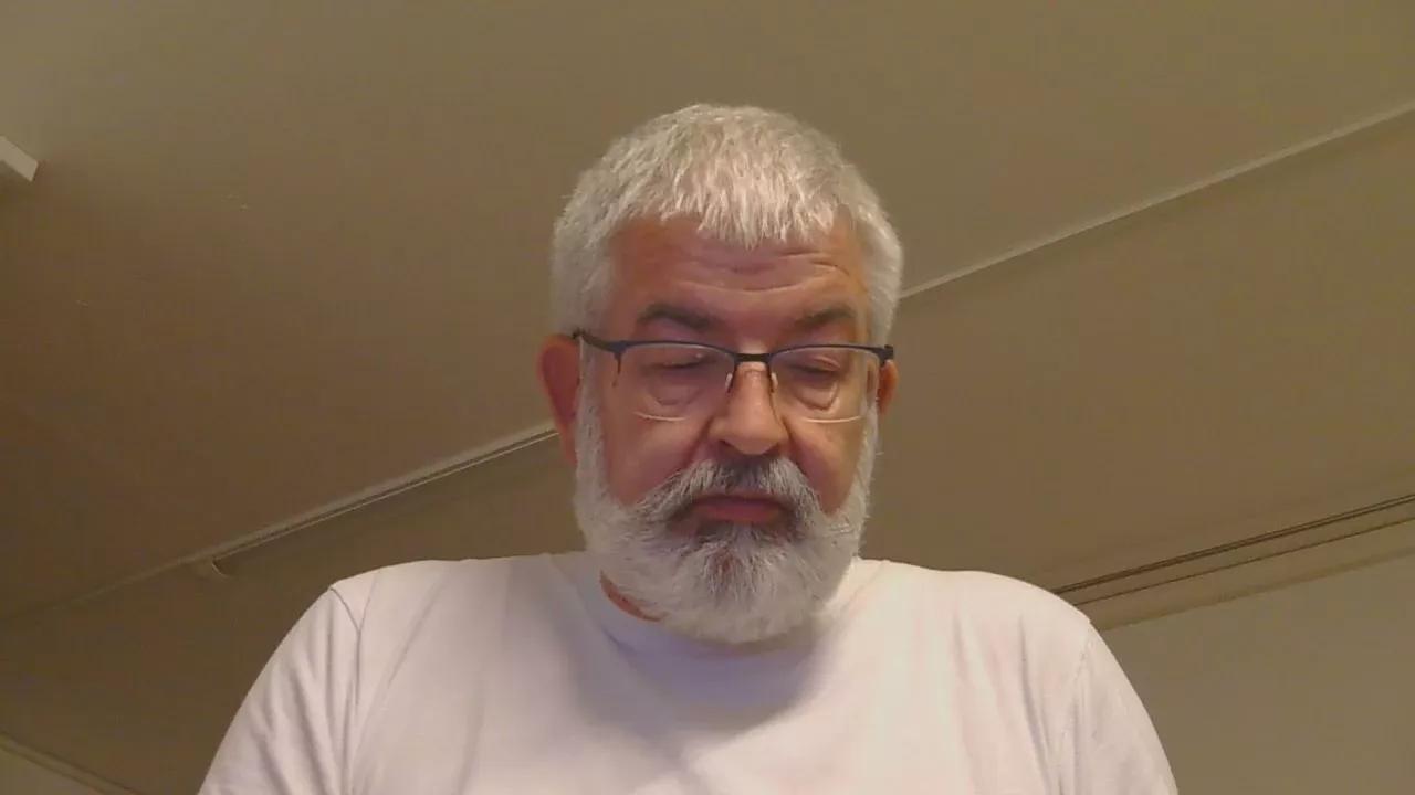 goatee_LA on Cam4 