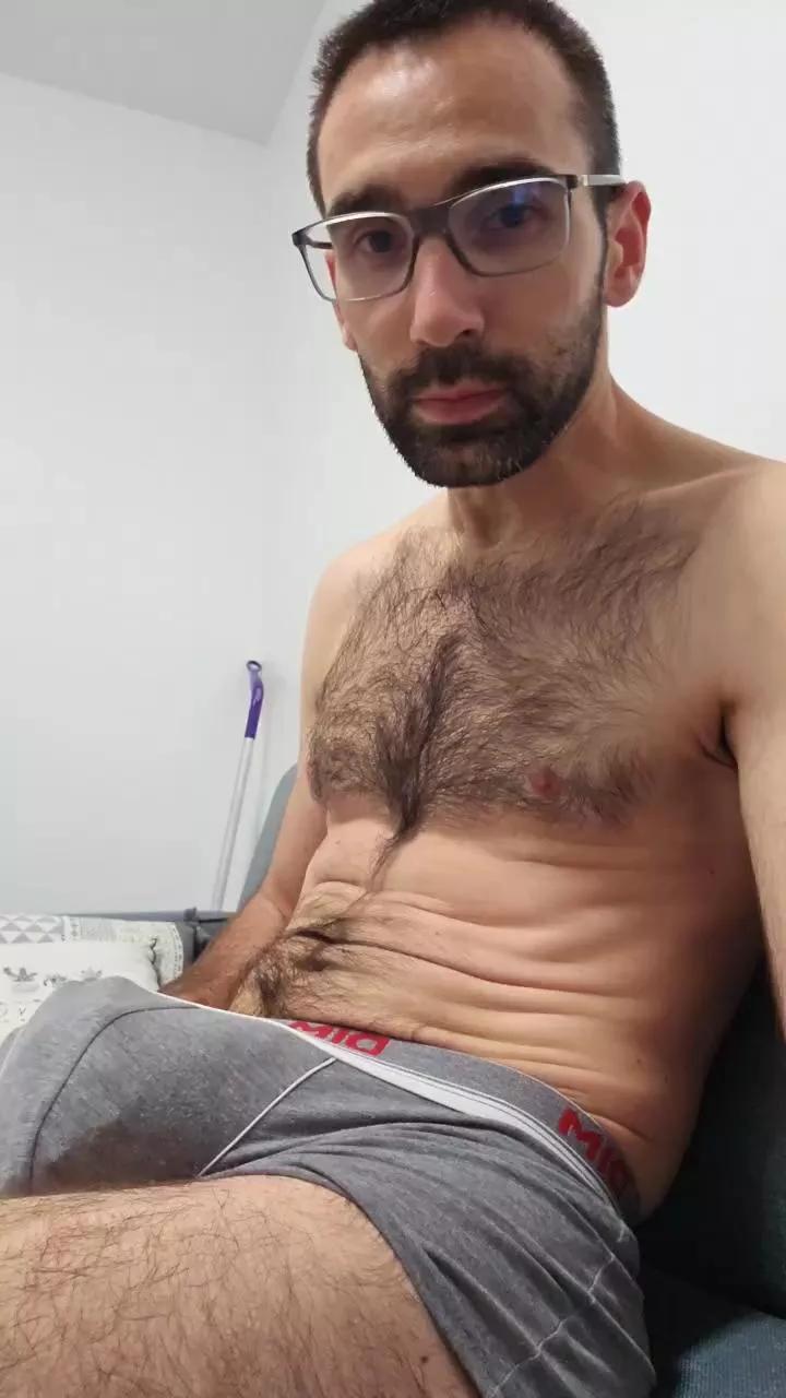 GobackTonio on Cam4 