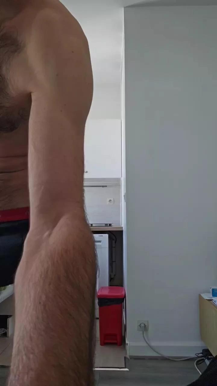 GobackTonio on Cam4 