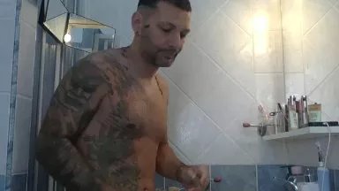 Offline goroasroma on Cam4