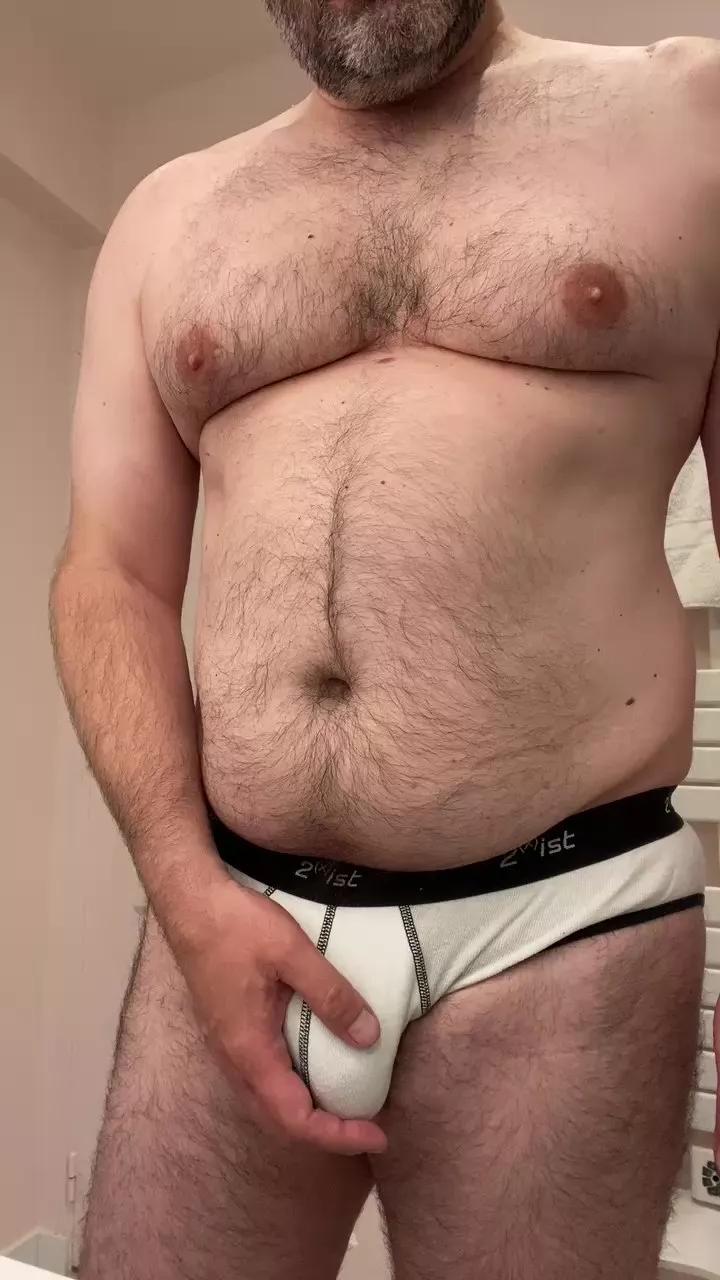 grizzlyparisien on Cam4 
