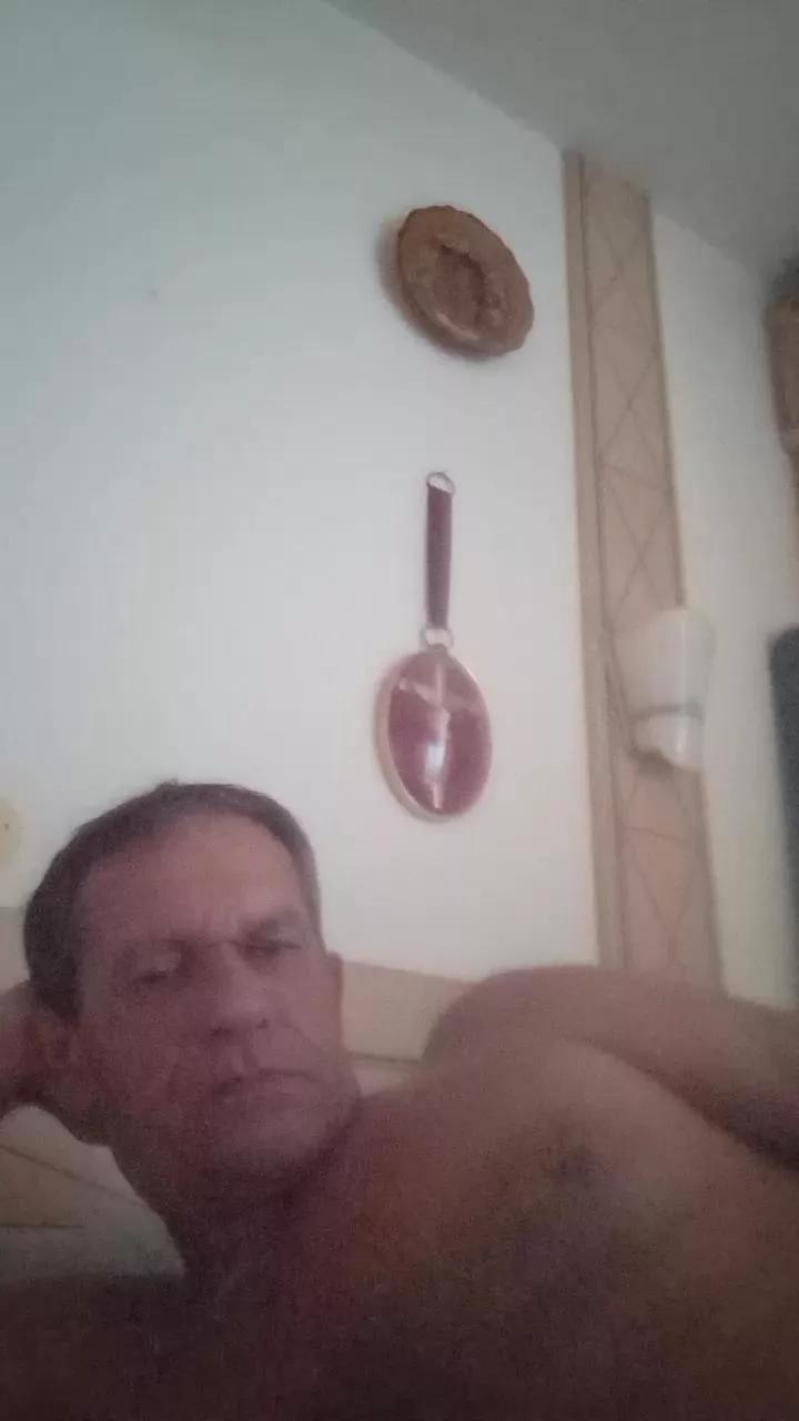 gspinoyeyahooe1 on Cam4 