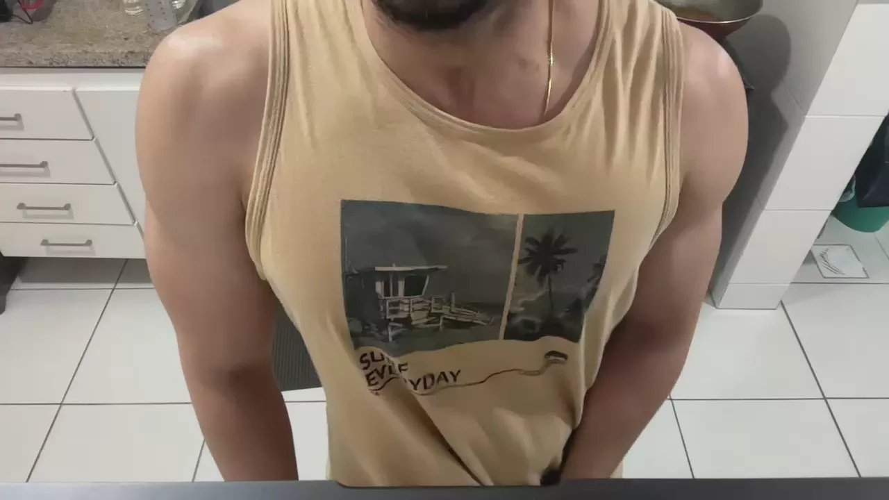 Offline harken_daz2 on Cam4