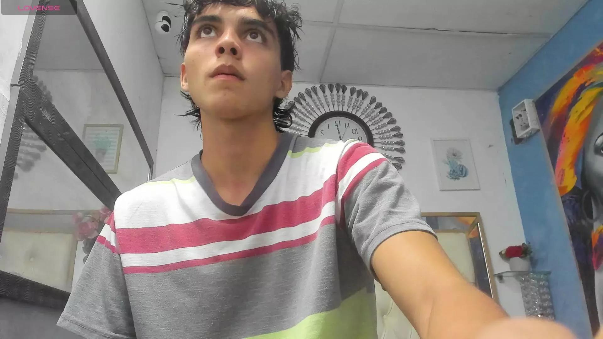 heiker_ on Cam4 