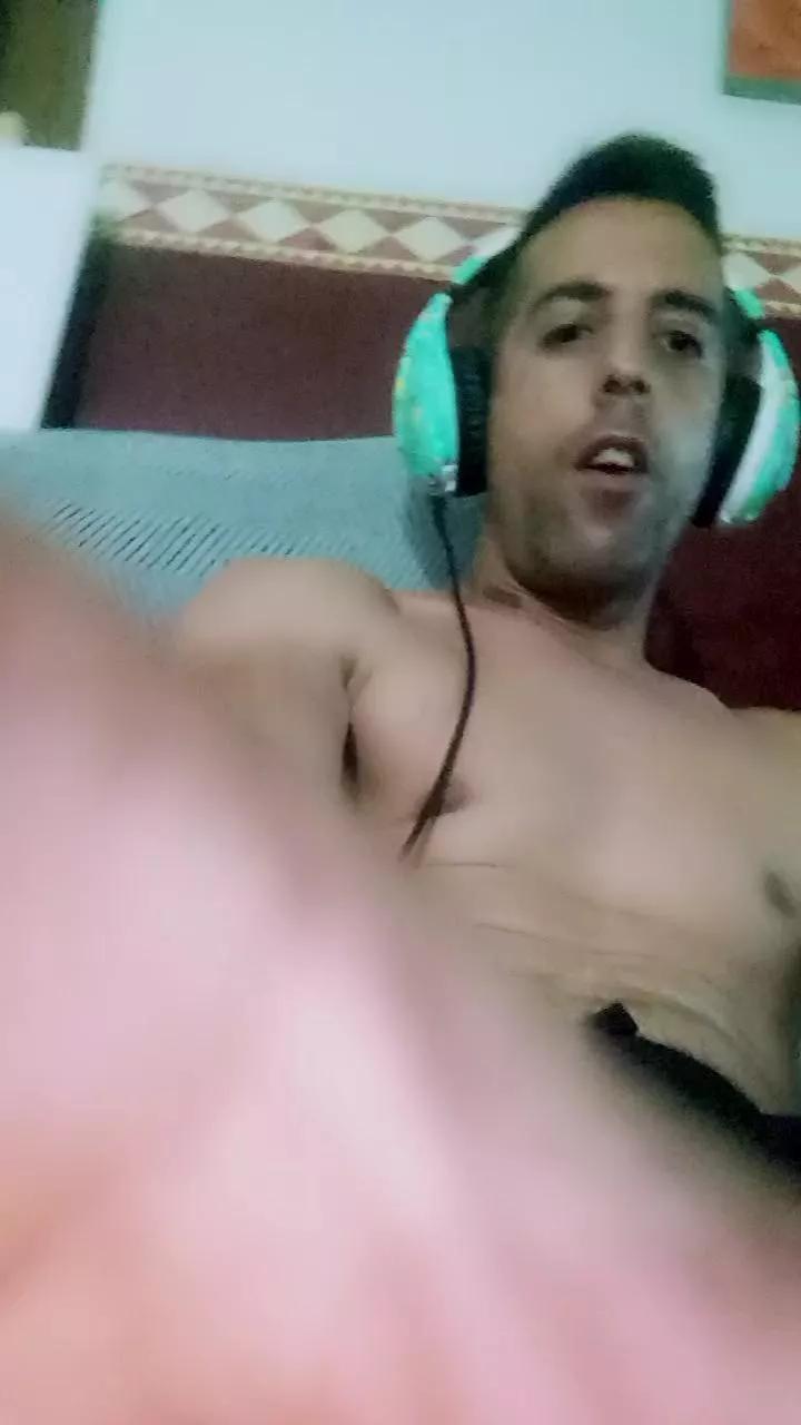 Heterovirgen on Cam4 