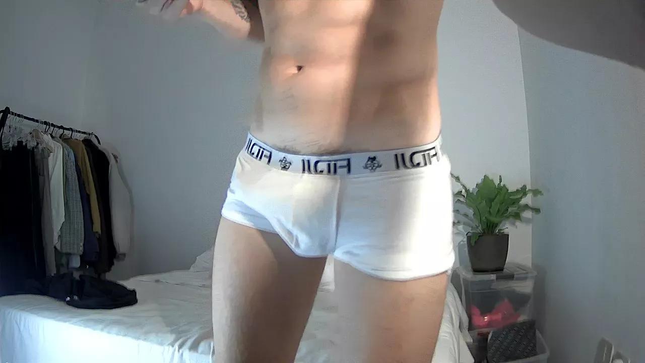 heyokihey00 on Cam4 