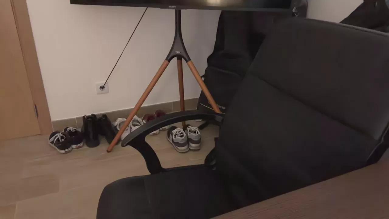 Horny_cruising on Cam4 